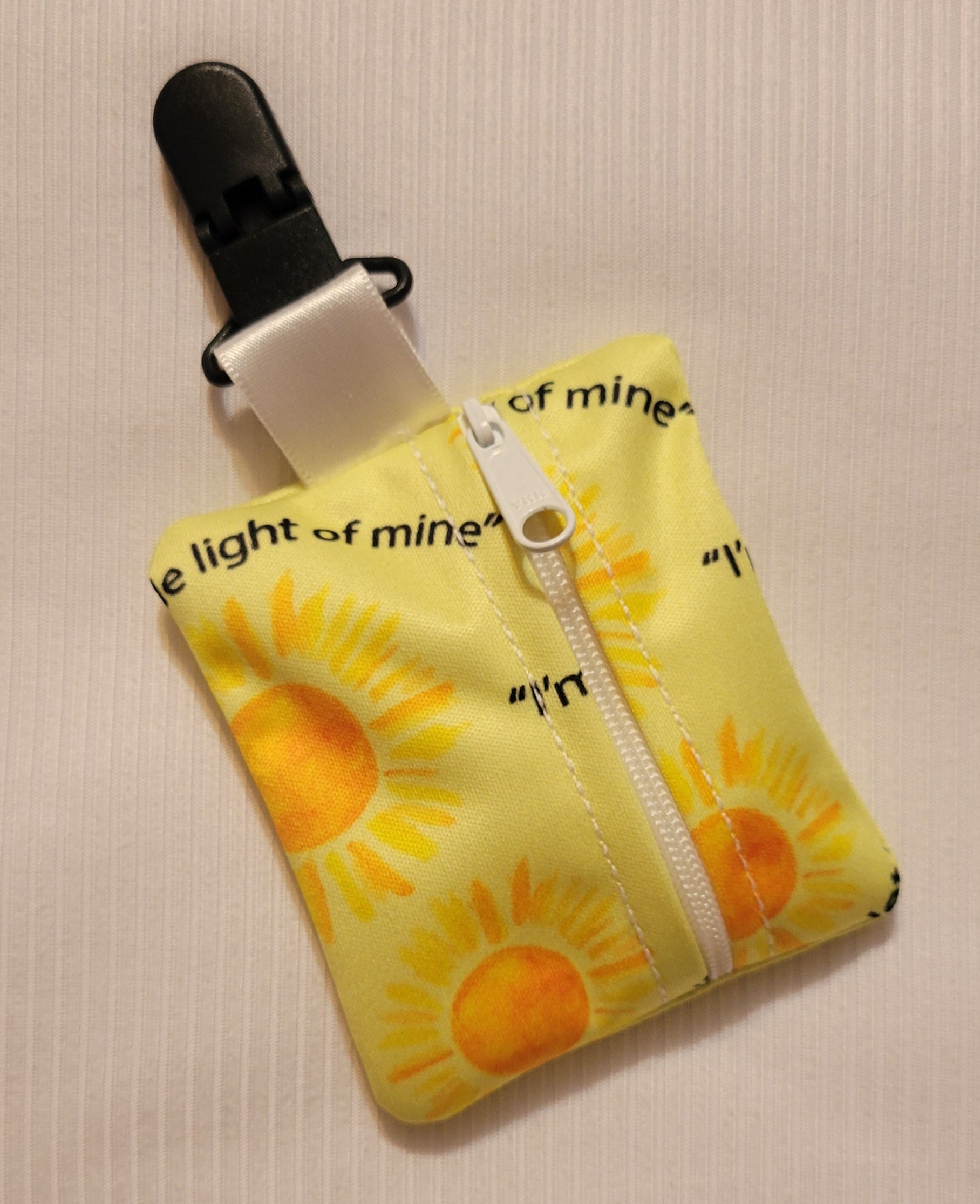 NG /NJ Tube Clip-on Zip Pouch, Medical Tubing Support