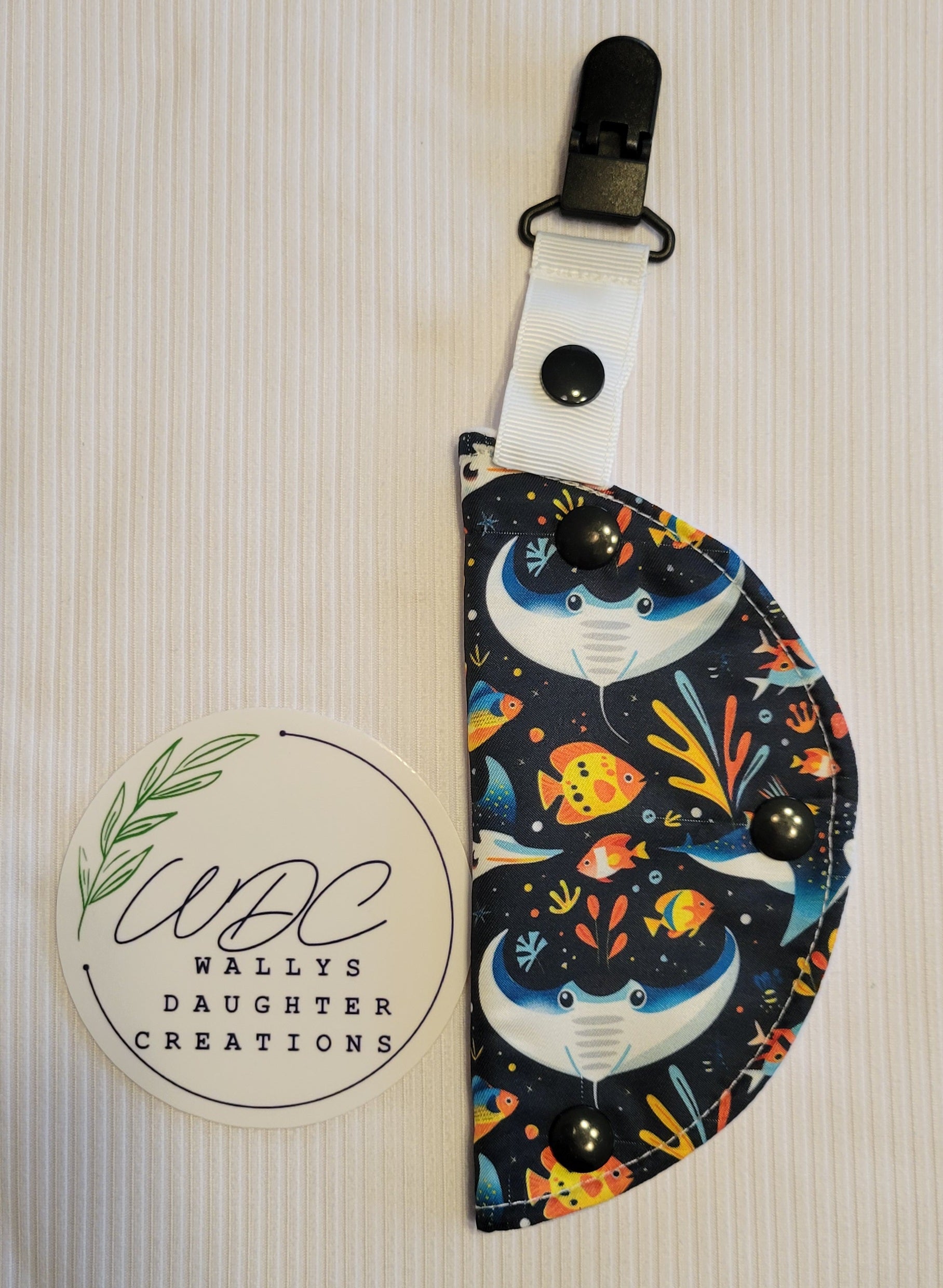 Stingrays Clip on feeding tube port cover