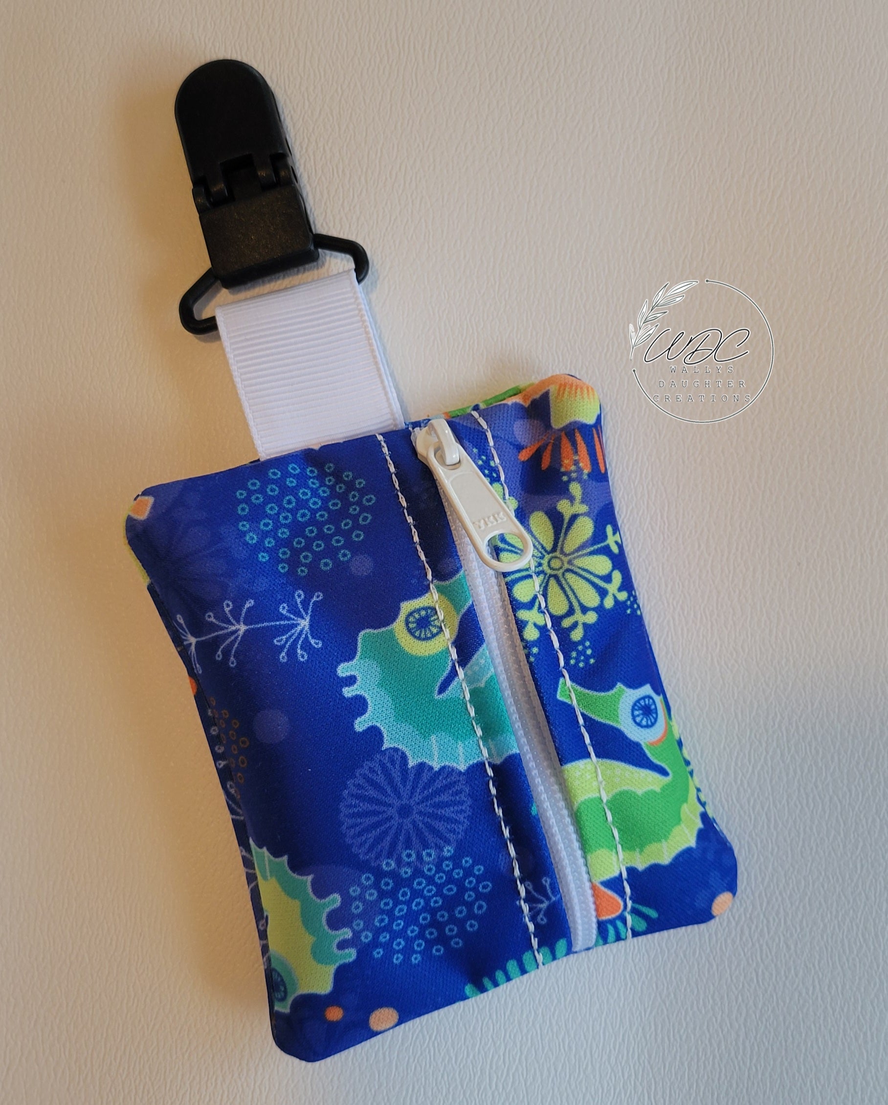 NG /NJ Tube Clip-on Zip Pouch, Medical Tubing Support