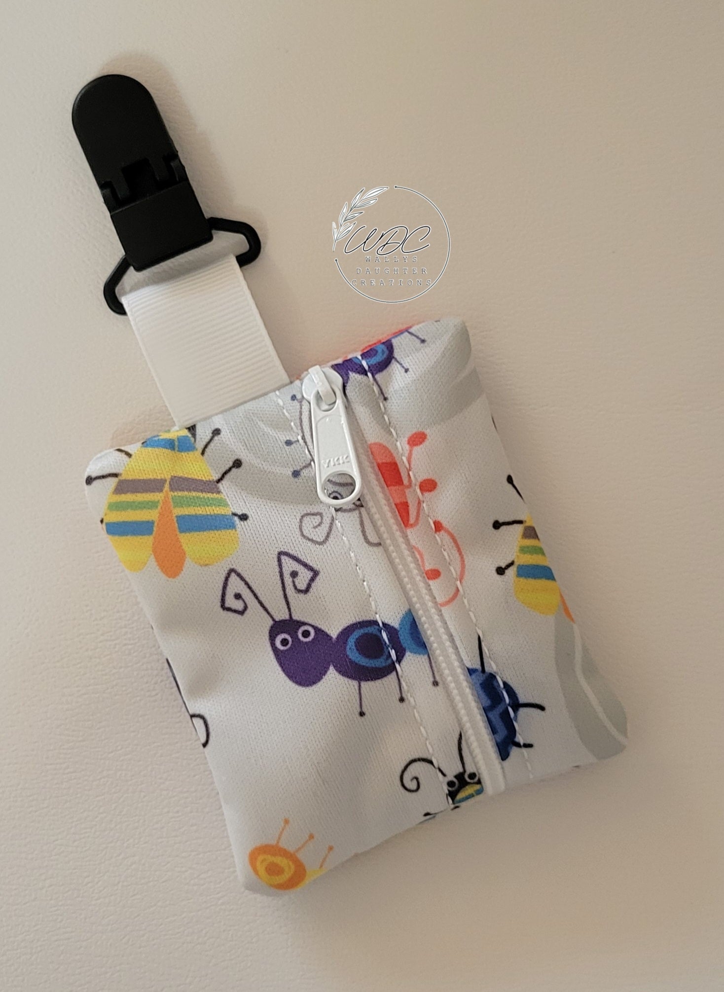 NG /NJ Tube Clip-on Zip Pouch, Medical Tubing Support