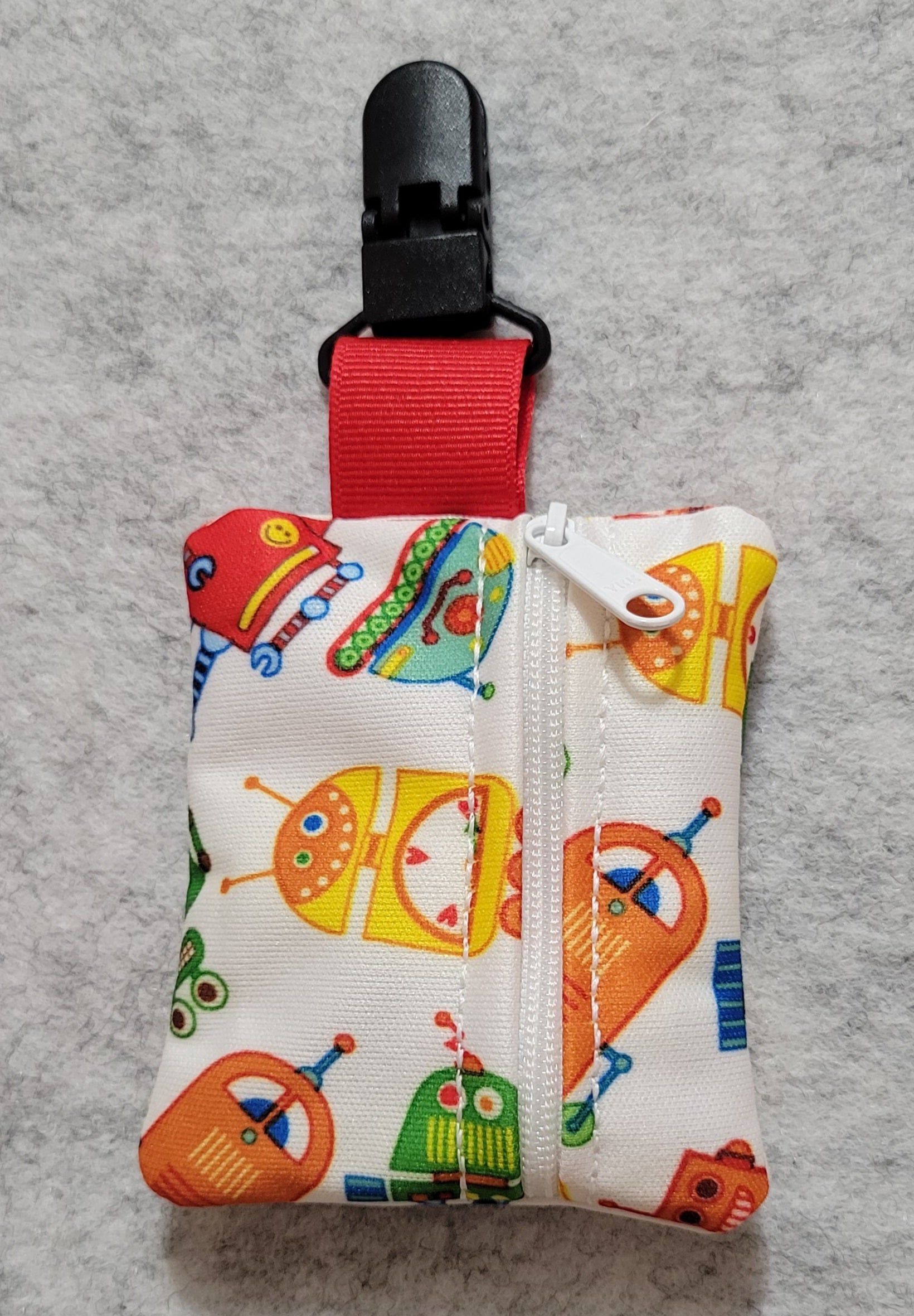 NG /NJ Tube Clip-on Zip Pouch, Medical Tubing Support