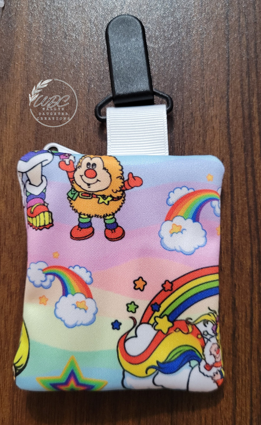 Back view of clip on zipper pouch 