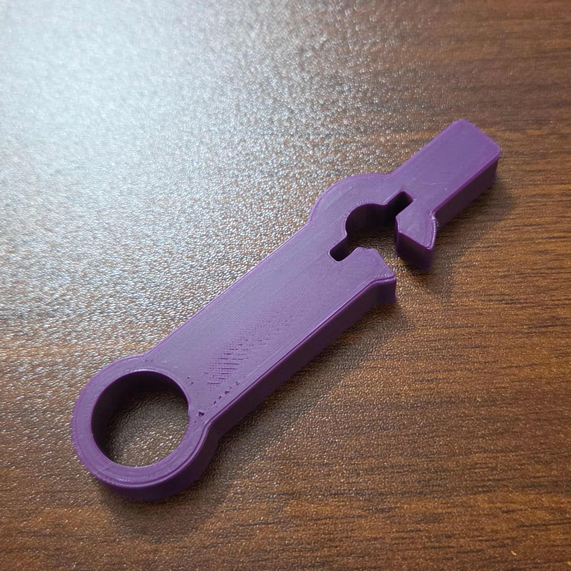 Purple Enfit Wrench