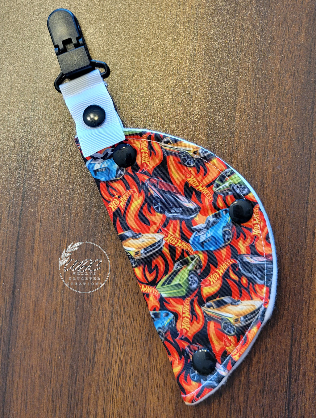 Clip on Port Cover with flames and cars print