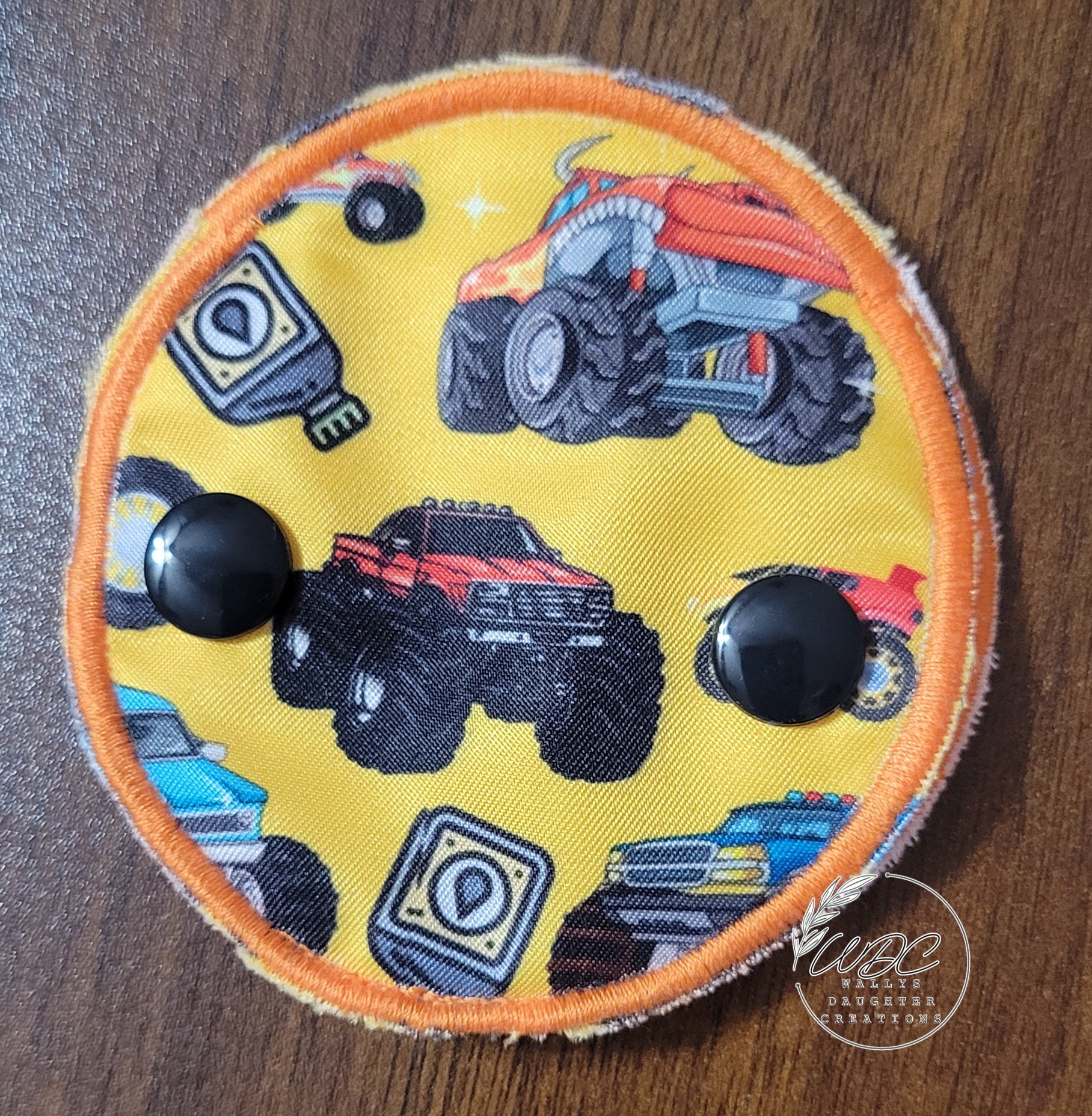 snap down cover gtube pad with orange thread