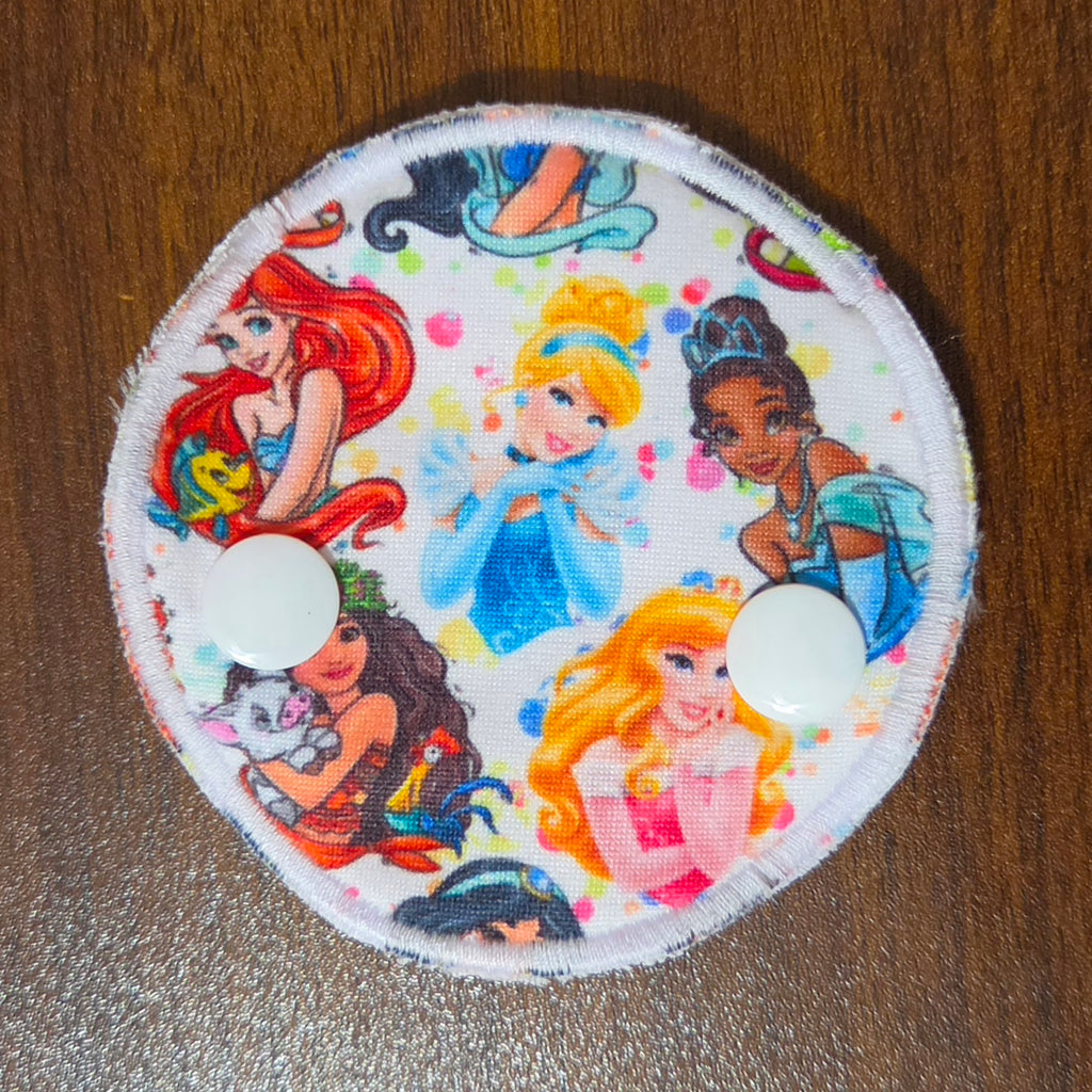 Snap down gtube pad in princess collage print