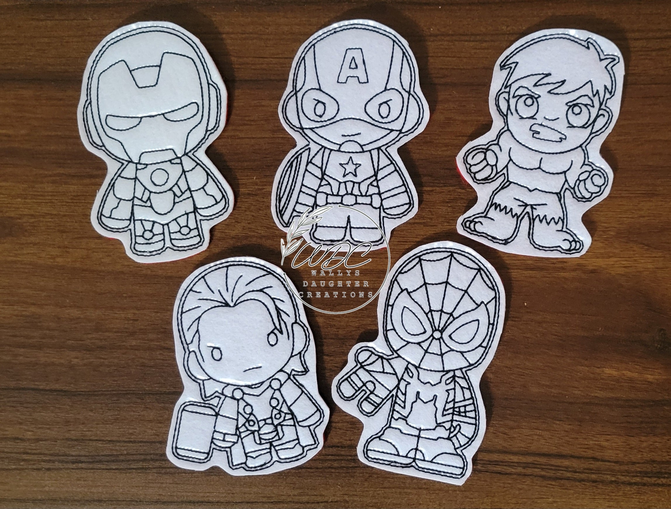 Set of 5 wipeable coloring flat dolls in super hero characters