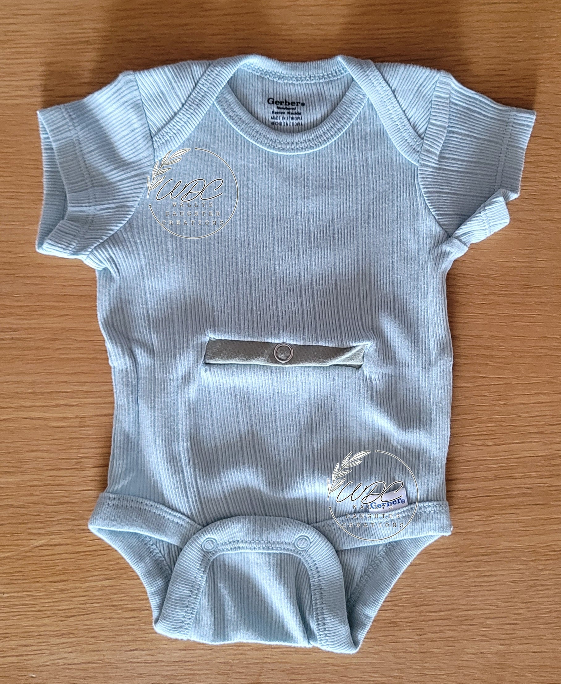 NEWBORN Gtube adapted bodysuits
