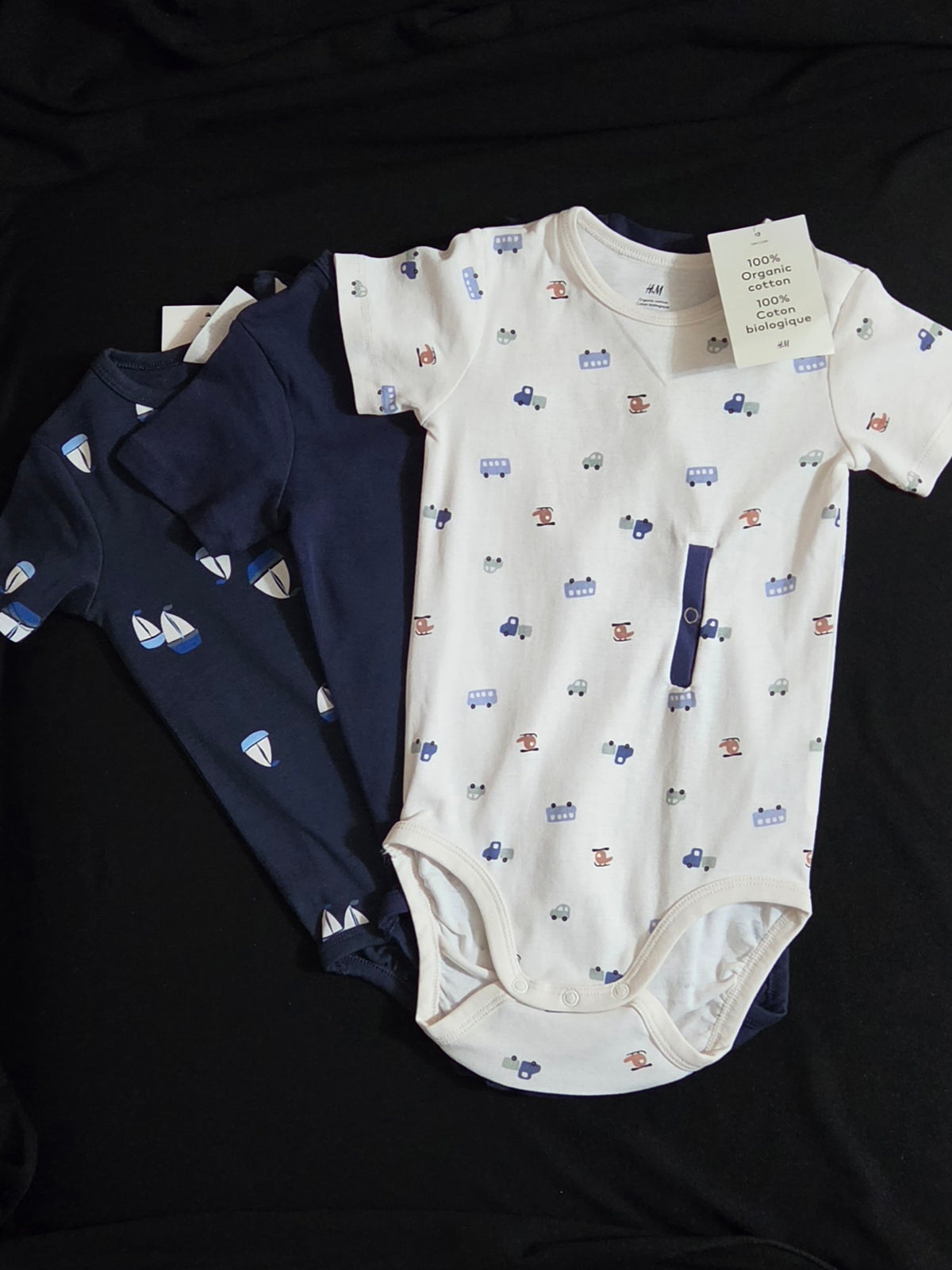 2T H&M Bodysuit set of 3