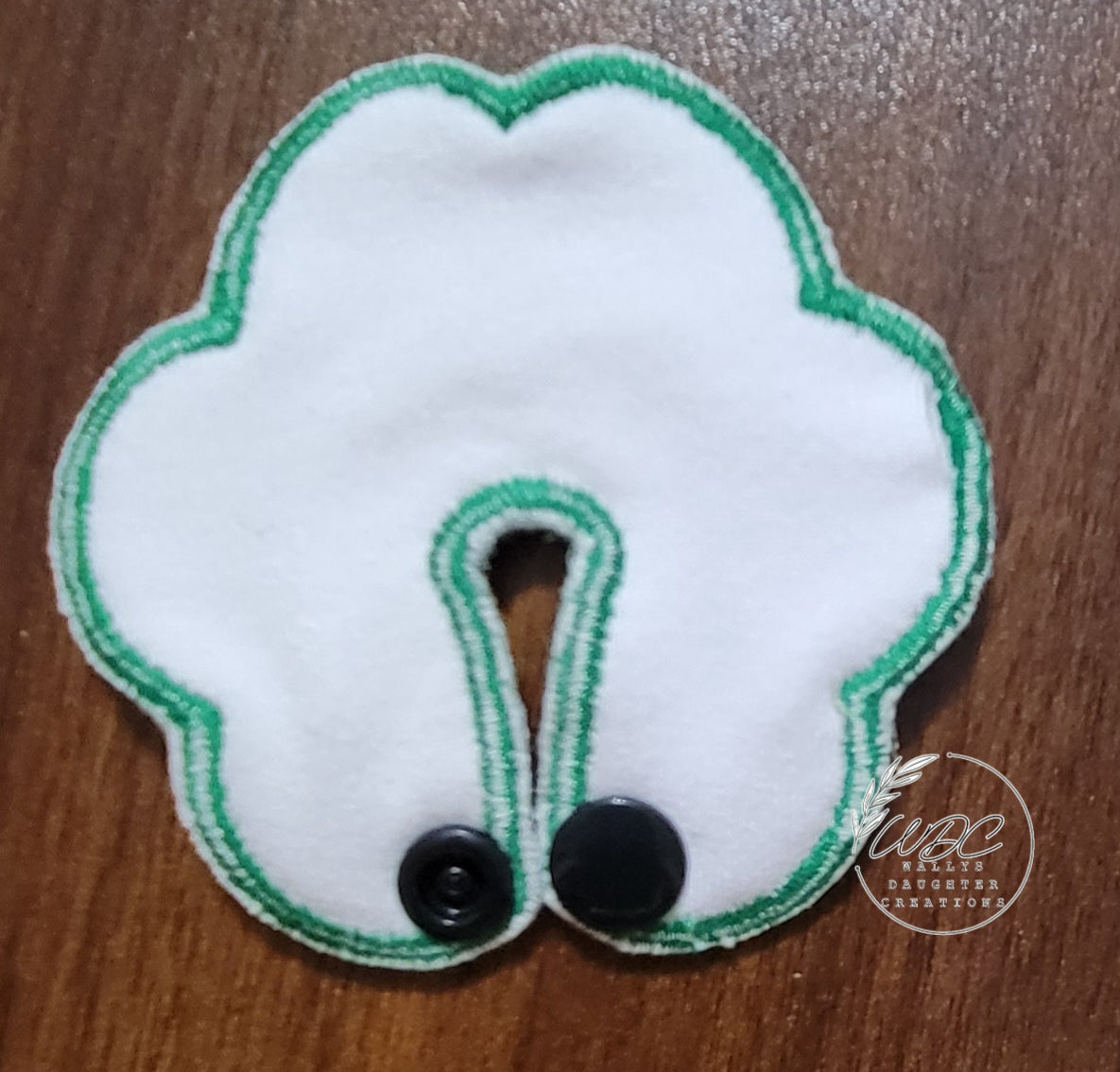 G Tube Pad, Paw Print Shape, Snap Closure