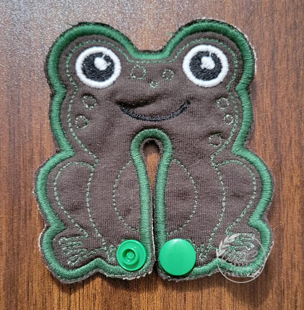 G Tube Pad, Frog Shape, Snap Closure