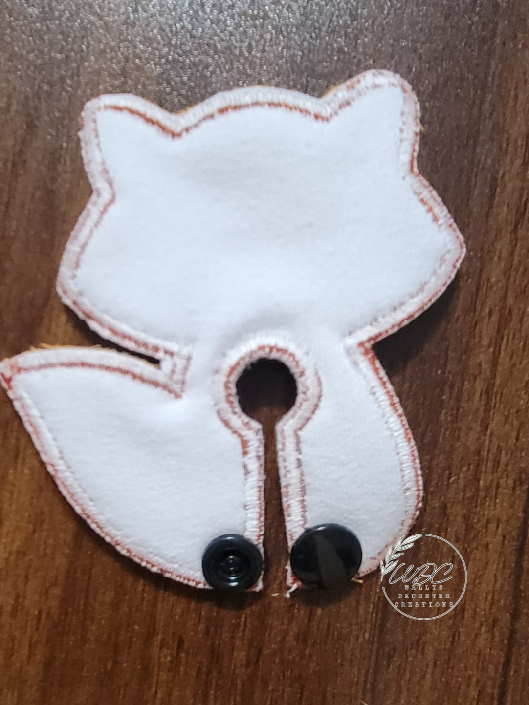 G Tube Pad, Fox Shape, Snap Closure