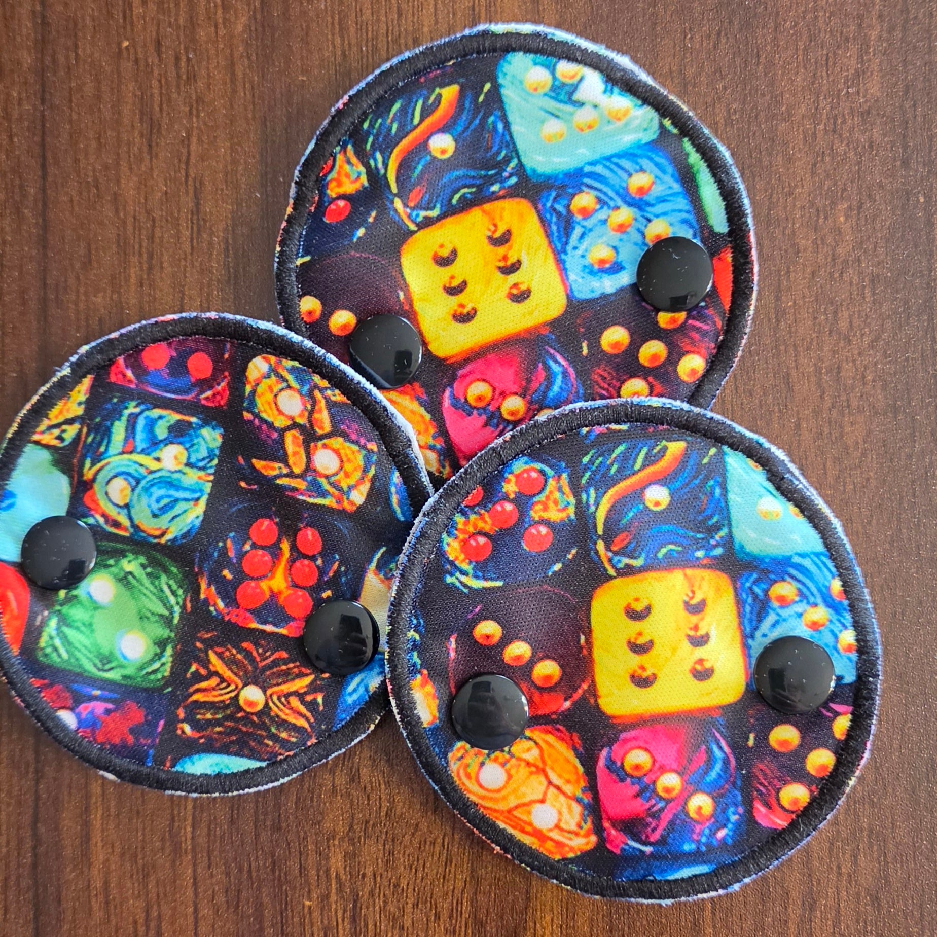 3" Snap-Down Pad, Dice, Snap Closure